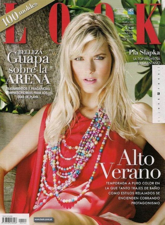 LOOK ARGENTINA magazine cover  January 2012