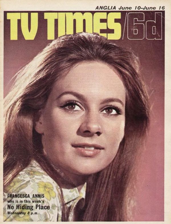 Francesca Annis